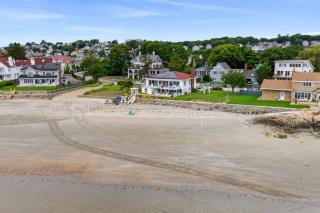 Coastal Charm Lobster Chato - Swampscott - 2