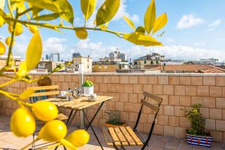 Casa Raffaela with Terrace by Wonderful Italy - Napels - 0