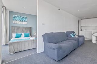 Birmingham City Centre, One bedroom apartment! - 6