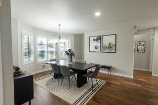 Room with 2 Twin Beds in Tacoma - 4