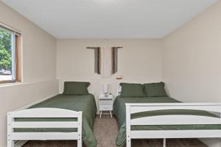 Chic Central Nook - 3