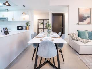 Sleek 2 Bed in Sports City - Dubai - 5
