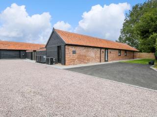 County Farm Barn - 9
