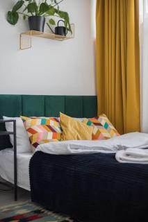 Spacious Studio with Park View - Varsovia - 9