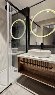 HOLIDAY HOME Baltic Waves B207 z osobną sypialnią i balkonem, GRATIS basen, sauna, gym - Misdroy - 6