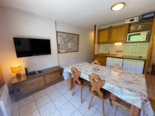 Appartement cosy au pied des pistes avec balcon, wifi et parking - FR-1-505-92 - Flumet - 0