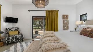An Ololo #1 private firepit and hot tub - Fredericksburg - 4