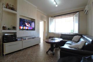 2bd Apt w Private Pool and City View "Keka" - Bar - 2