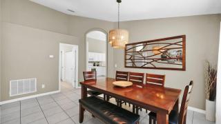 Stunning 5 Bedroom House with Private Pool - Kissimmee - 2