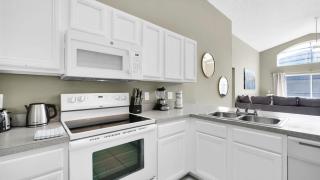Stunning 5 Bedroom House with Private Pool - Kissimmee - 1