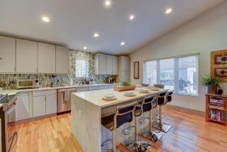Modern Home with Yard 3 Mi to Uptown Charlotte! - Charlotte - 2