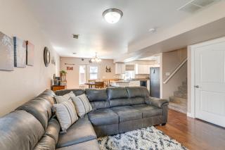 Inviting Cheyenne Townhome ~ 4 Mi to Downtown - 6