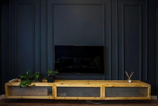 Black Marble Apartment - 9