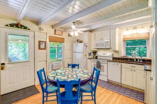 Riverfront Home with Fire Pit and Deck in Lansing - 1