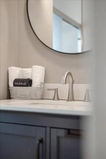 Convenient 2BR Near Convention & Hospitals - Indianápolis - 9