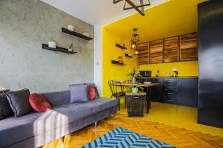 Yellow Studio Apartment - Pristina - 9