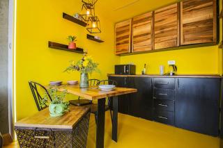 Yellow Studio Apartment - 1