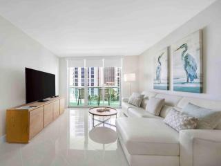 Luxe Hollywood Beachfront Condo - Hollywood - 7