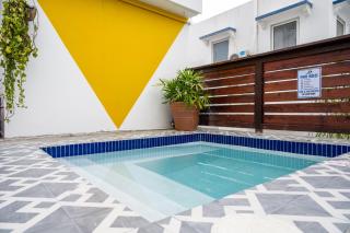 La Mona Loiza Apartment Complex by Stay with Bear - 5