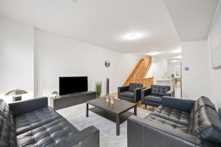 CEDAR Private Double Room with 2-Shared Bathrooms and a Balcony in Toronto, ON, Canada - Toronto - 0