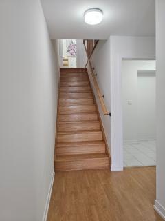 CEDAR Private Double Room with 2-Shared Bathrooms and a Balcony in Toronto, ON, Canada - Toronto - 5