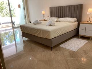 Suite F, Incosol, Rio Real, Marbella - Marbella - 0