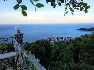 Mountain house with breathtaking sea view - Póros - 5