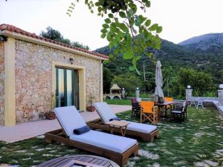 Mountain house with breathtaking sea view - 6