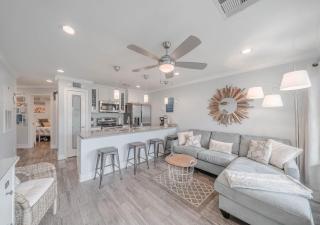 Ocean View Luxury Steps to Beach - Galveston - 1
