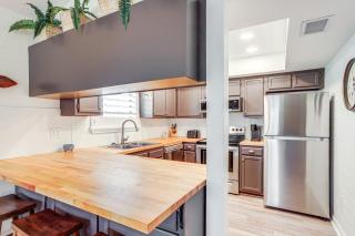 Sunny Side Up Canal-Front Getaway with Dock! - Suwannee - 3