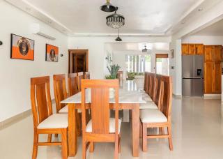 Modern Vacation Paradise Villa with Private Pool - 3