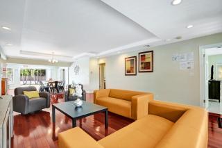 Best Area Spacious 4BR Heated Pool Mins To Beach - Hollywood - 7
