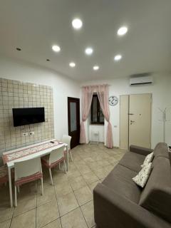 Vittoria's home near Maradona mural - Naples - 5
