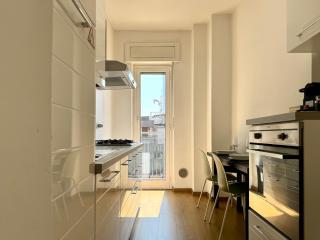 Cosy Apartment Next to Citylife - Milan - 1