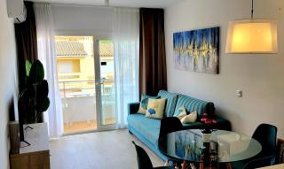 Moderno con piscina en L'Estartit by Host&Joy - 1