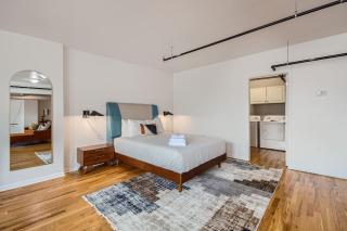 Snooze Retro Loft Ballpark Area 30 Day - 8