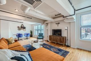 Snooze Retro Loft Ballpark Area 30 Day - 5