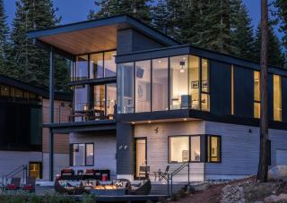 Modern Ski In-Out Home, Mid-Mountain - Truckee - 9