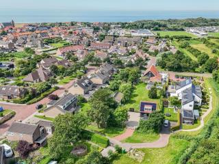 Detached Retreat in Zoutelande near Beaches - 5