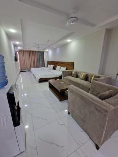 Furnished Rooms & apartments - 3