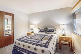 Peaceful Pine Retreat - 4