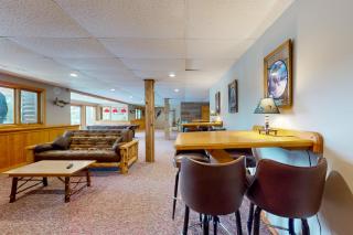 Pickerel Point Home - 8