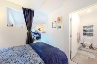 Playing Blues At Belltown Court - 2