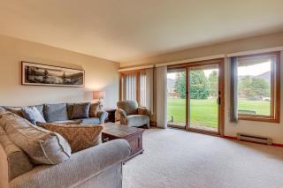 Steps to Shadow Mountain Lake Grand Lake Condo - 7