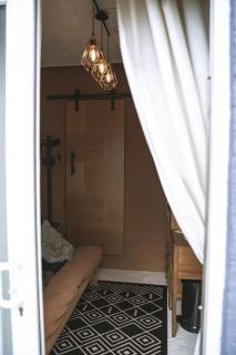 Small self contained room - Porthleven - 1