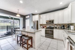 about 5 Mi to Disney World Kissimmee Resort Home - Kissimmee - 4