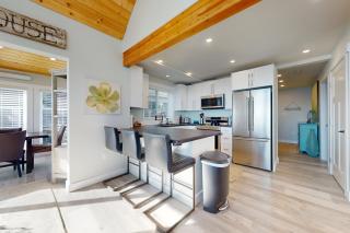 Harrington Hideaway - Entire Property - Coupeville - 3