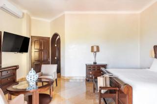 Beachfront Hacienda Soliman Bay by Tripintravel - 5