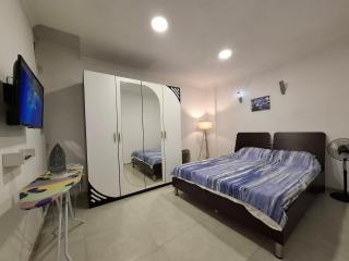 Apartment for rent for up to 8 person in Batumi Center - Batumi - 4