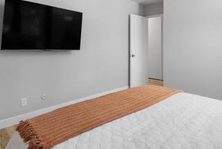 Fully Furnished King Bed 1B1B by Tech Giants & Stanford Near SFO - 8